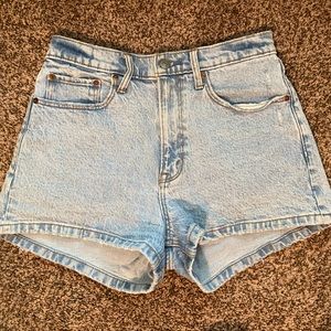 Abercrombie Curve Love shorts